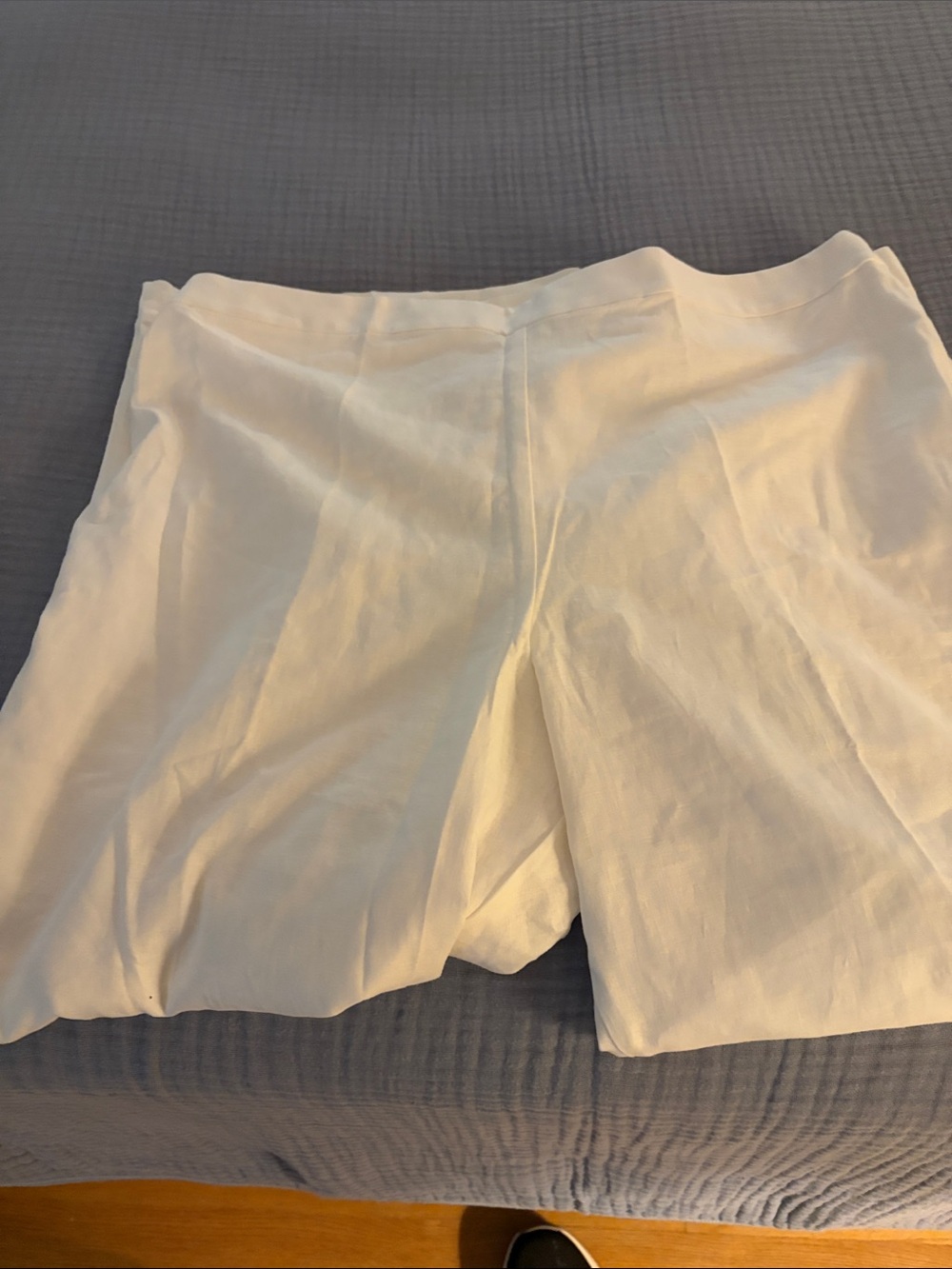 Women's White High-Rise Linen Blend pants